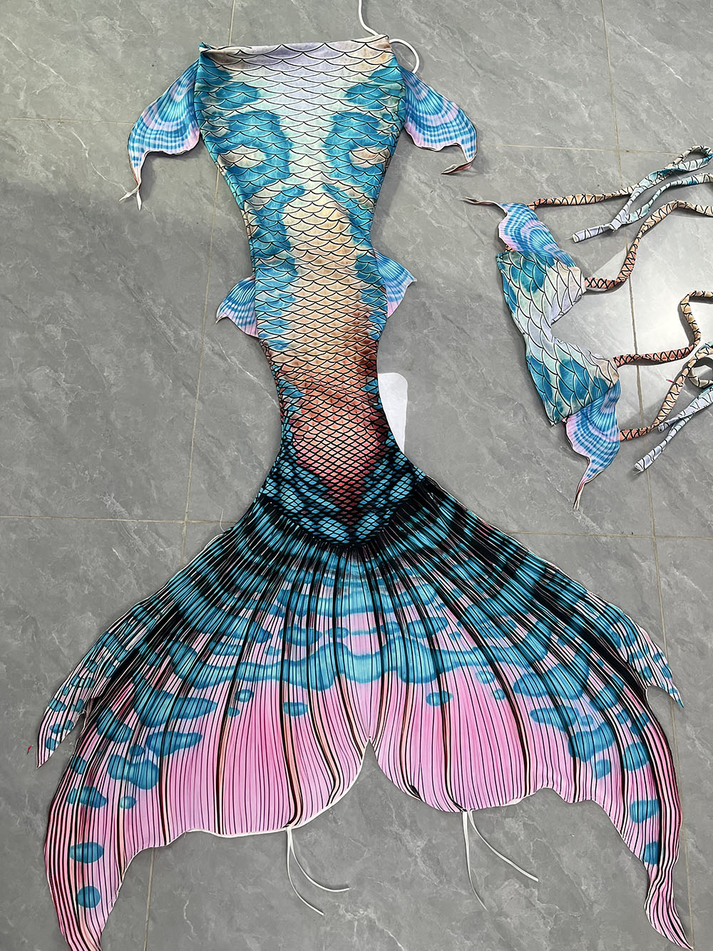 Colorful Dreamy Mermaid Tail A - Marine Aquarium Kit recension och pris
